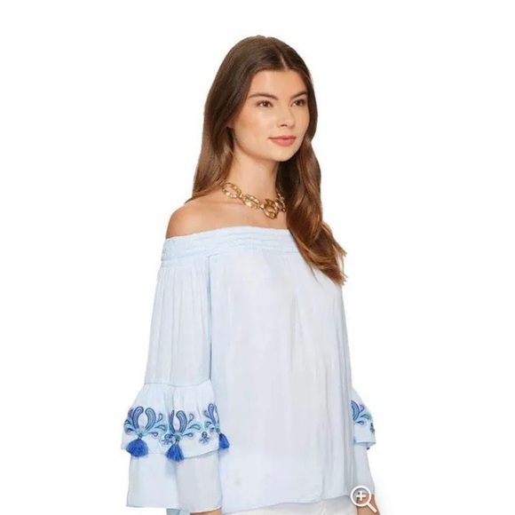 Lilly Pulitzer Tobyn Off the Shoulder top in Blue size XXS - Picture 2 of 13
